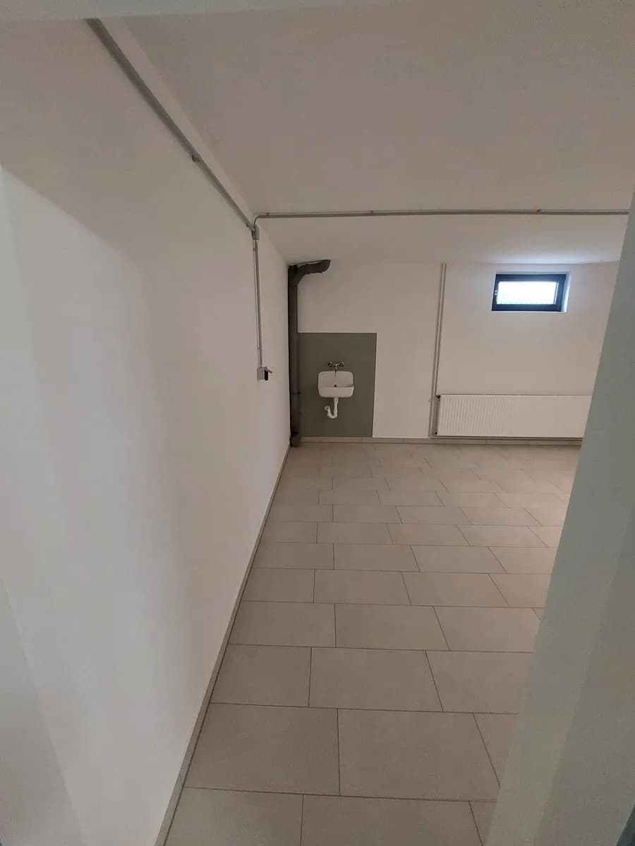 4-Zimmer-Haus mieten in Wien – 145 m², € 2.500 – Bild 42 von 51