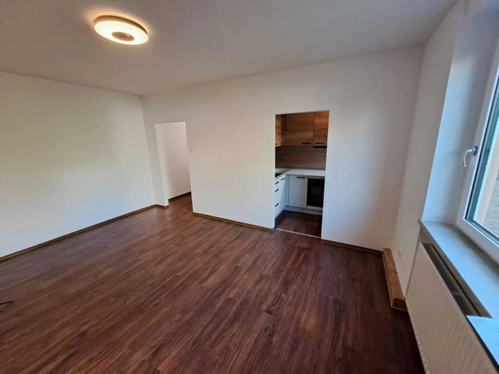 1-Zimmer-Wohnung mieten in Linz – 34,22 m², € 655 – Bild 3 von 9