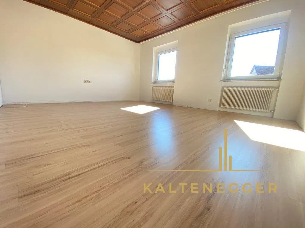 3-Zimmer-Wohnung mieten in Neunkirchen – 70 m², € 544