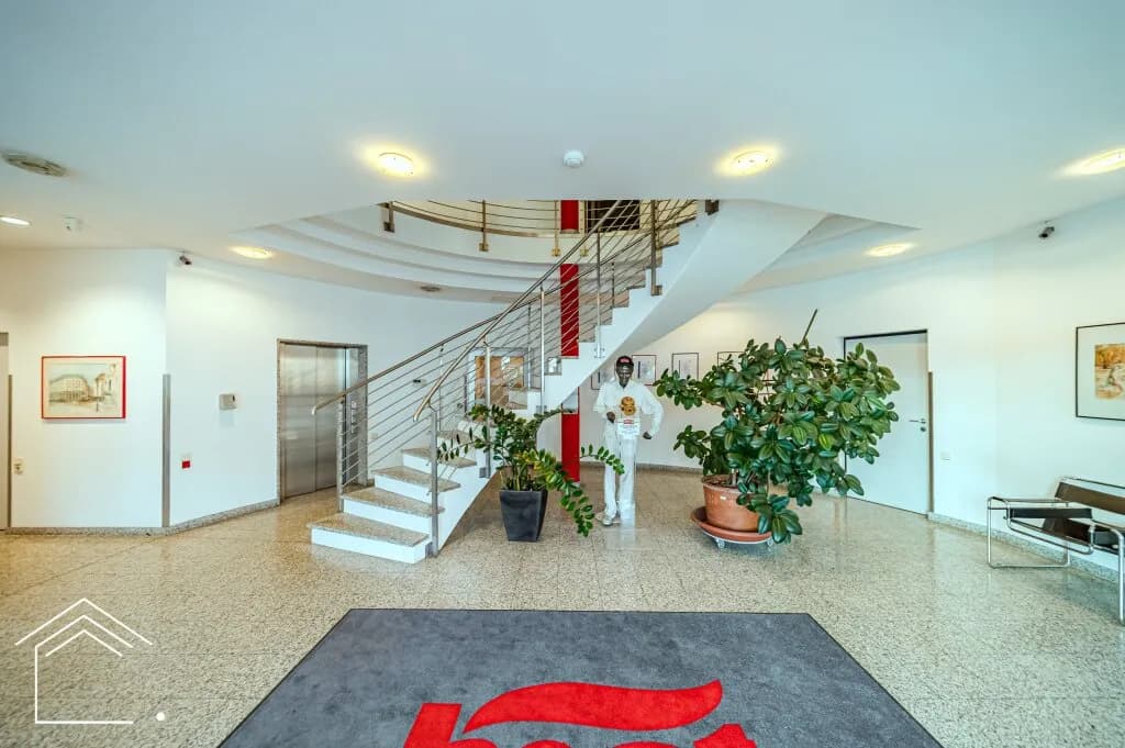 22-Zimmer-Gewerbeimmobilie mieten in Mödling – 1 019 m², € 15.890 – Bild 3 von 9