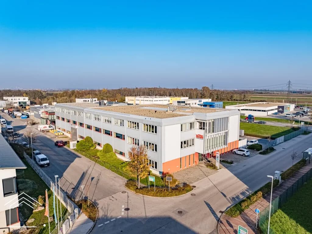 Gewerbeimmobilie mieten in Mödling – 71 m², € 859 – Bild 2 von 6
