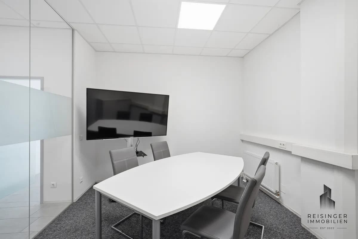 2-Zimmer-Gewerbeimmobilie mieten in Wels – 102 m², € 440 – Bild 4 von 11
