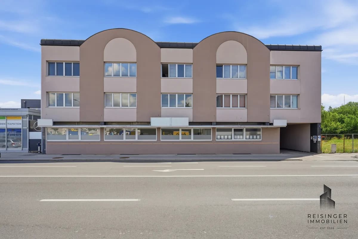 2-Zimmer-Gewerbeimmobilie mieten in Wels – 102 m², € 440 – Bild 11 von 11