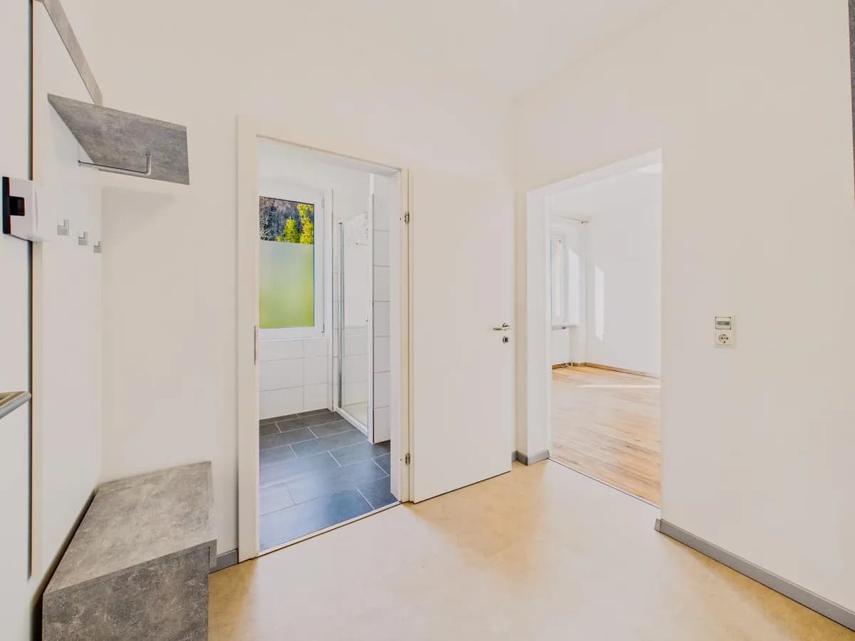 2-Zimmer-Wohnung kaufen in Gmunden – 33 m², € 139.000 – Bild 3 von 24