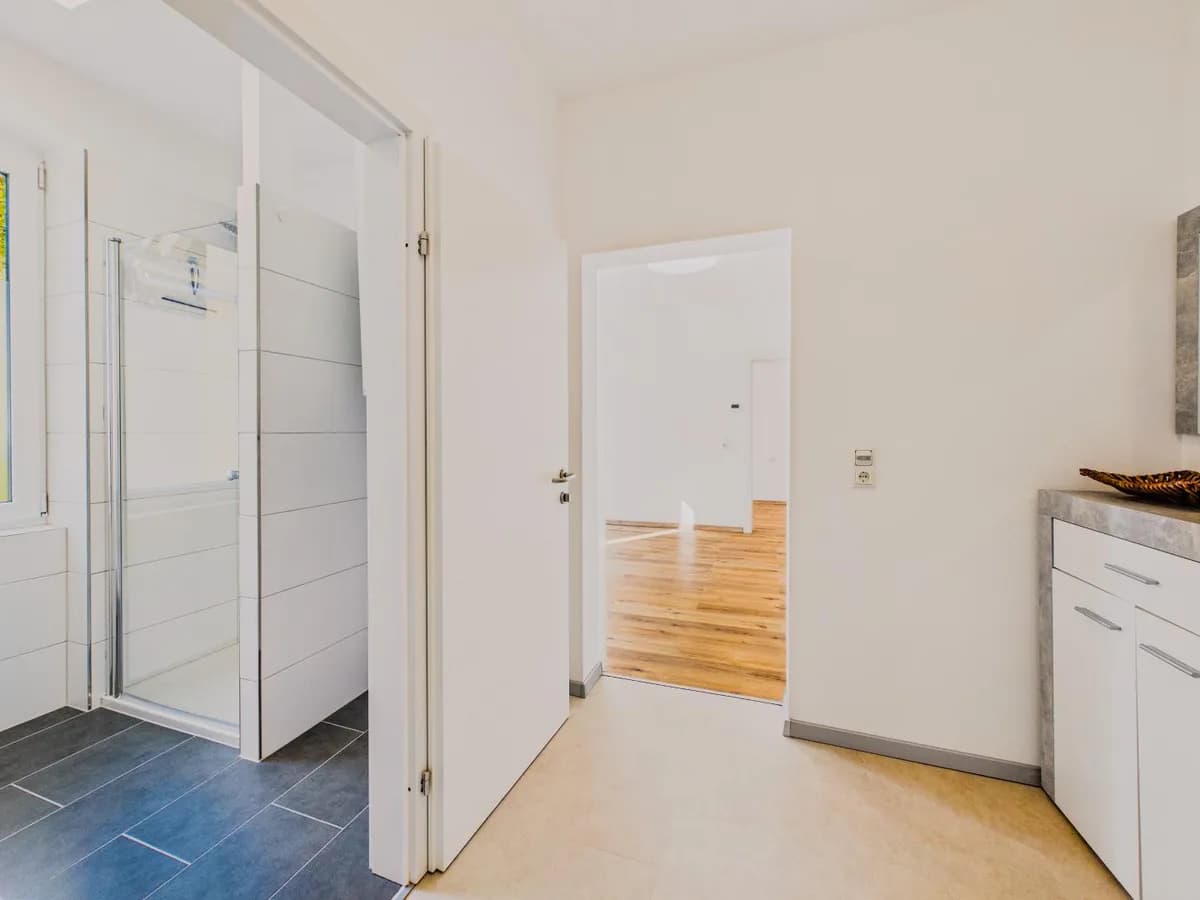 2-Zimmer-Wohnung kaufen in Gmunden – 33 m², € 139.000 – Bild 7 von 24