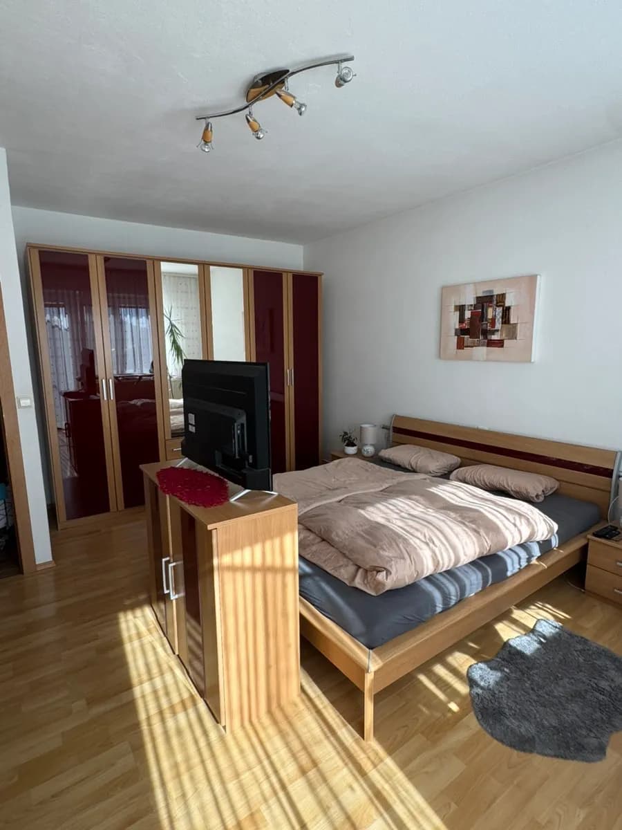 8-Zimmer-Haus kaufen in Neunkirchen – 226 m², € 325.000 – Bild 3 von 18