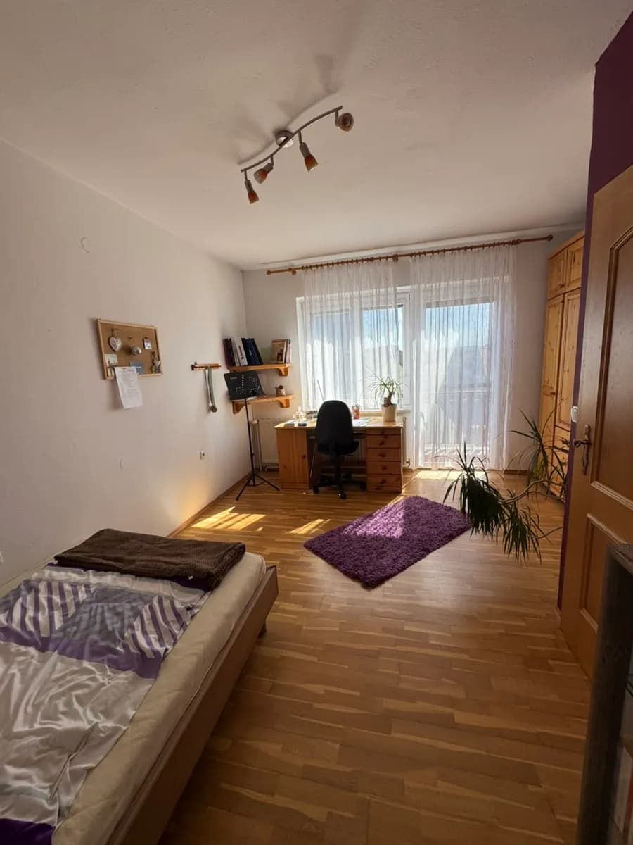 8-Zimmer-Haus kaufen in Neunkirchen – 226 m², € 325.000 – Bild 4 von 18