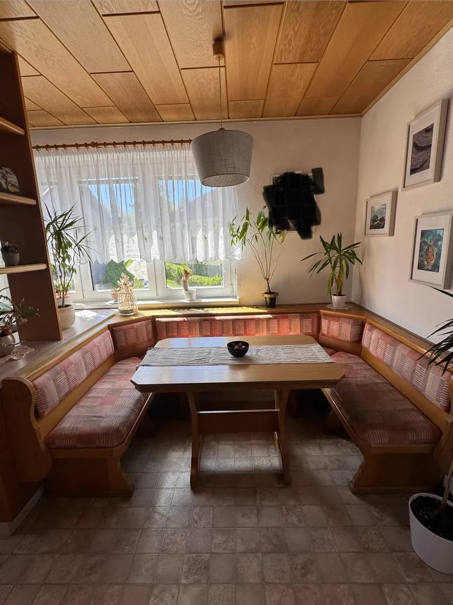 8-Zimmer-Haus kaufen in Neunkirchen – 226 m², € 325.000 – Bild 6 von 18