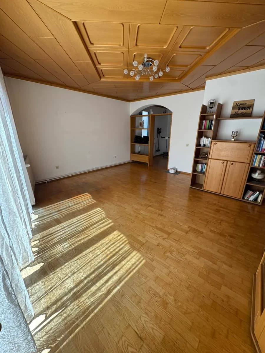 8-Zimmer-Haus kaufen in Neunkirchen – 226 m², € 325.000 – Bild 9 von 18