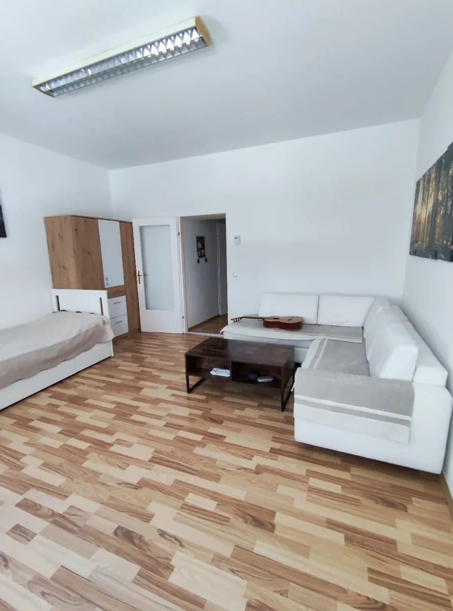 1-Zimmer-Wohnung mieten in Wien – 35 m², € 658