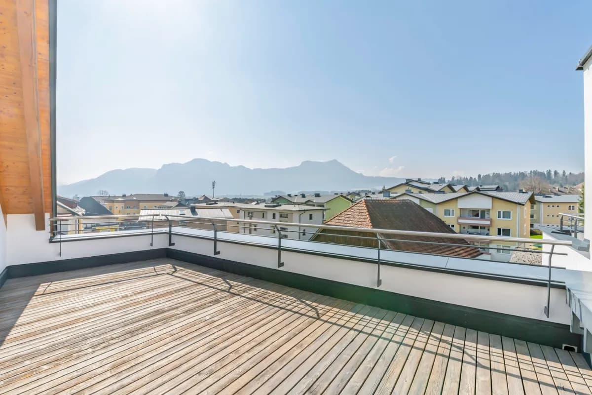 2-Zimmer-Wohnung mieten in Vöcklabruck – 108 m², € 2.482 – Bild 2 von 8