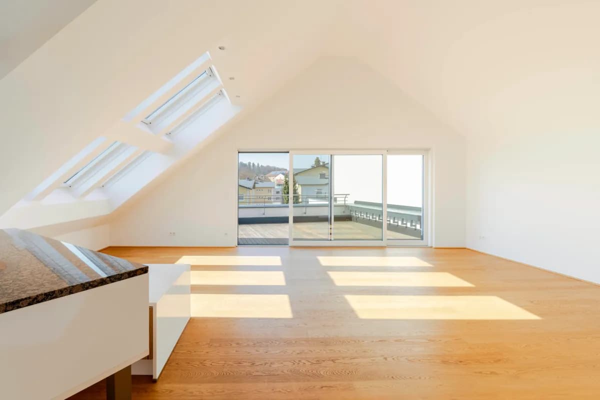2-Zimmer-Wohnung mieten in Vöcklabruck – 108 m², € 2.482 – Bild 3 von 8