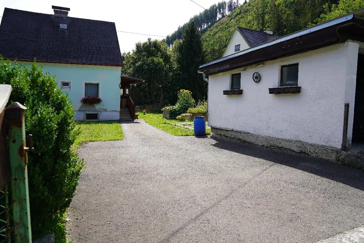 6-Zimmer-Haus kaufen in Bruck-Mürzzuschlag – 80 m², € 130.000 – Bild 2 von 33