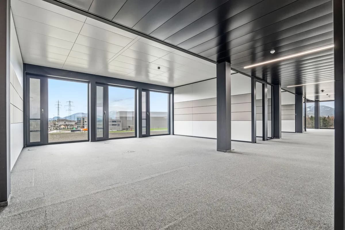 3-Zimmer-Gewerbeimmobilie mieten in Dornbirn – 450 m² – Bild 3 von 33