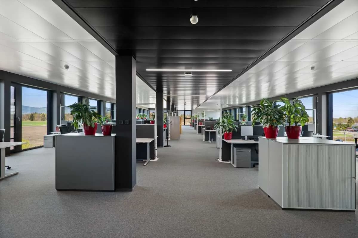 3-Zimmer-Gewerbeimmobilie mieten in Dornbirn – 450 m² – Bild 11 von 33