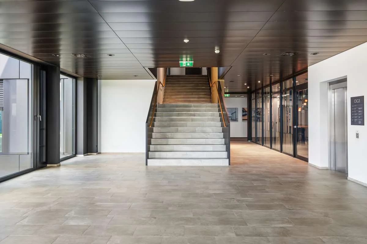 3-Zimmer-Gewerbeimmobilie mieten in Dornbirn – 450 m² – Bild 13 von 33