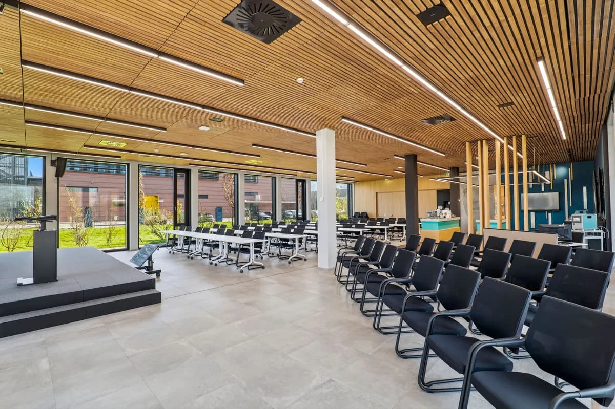 3-Zimmer-Gewerbeimmobilie mieten in Dornbirn – 450 m² – Bild 27 von 33
