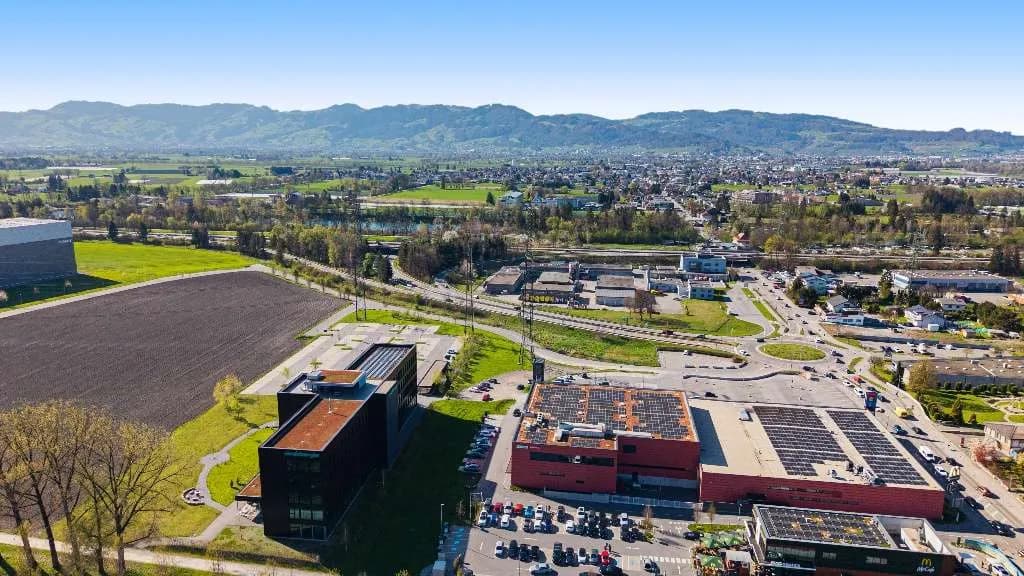 3-Zimmer-Gewerbeimmobilie mieten in Dornbirn – 450 m² – Bild 33 von 33