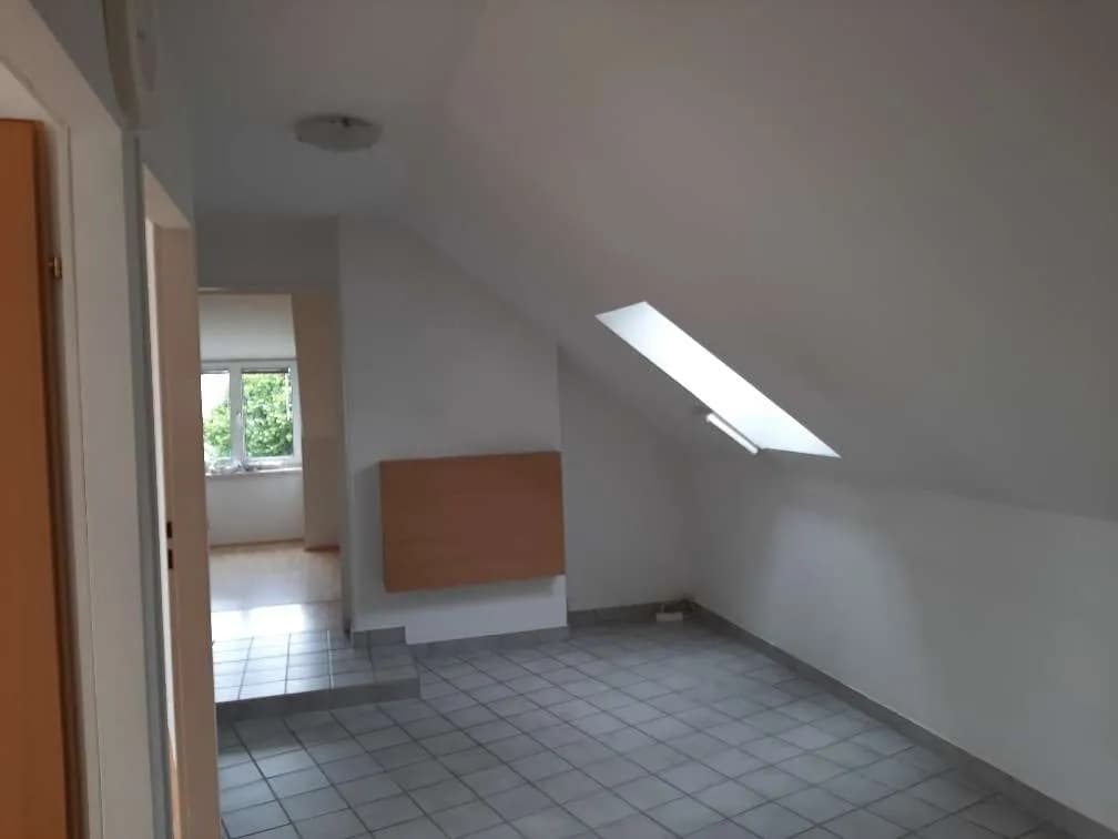 4-Zimmer-Wohnung mieten in Linz – 60 m², € 820 – Bild 4 von 10