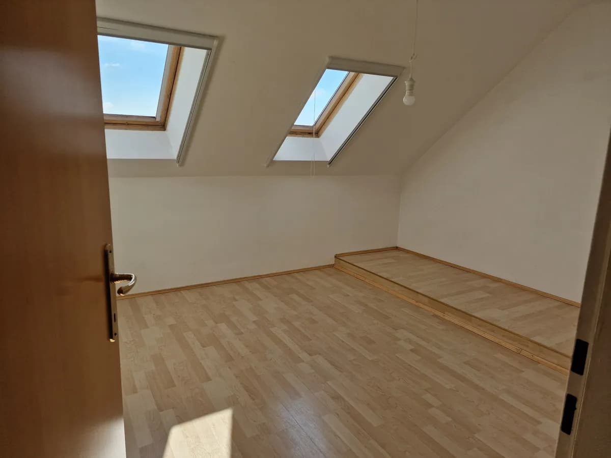 4-Zimmer-Wohnung mieten in Linz – 60 m², € 820 – Bild 8 von 10