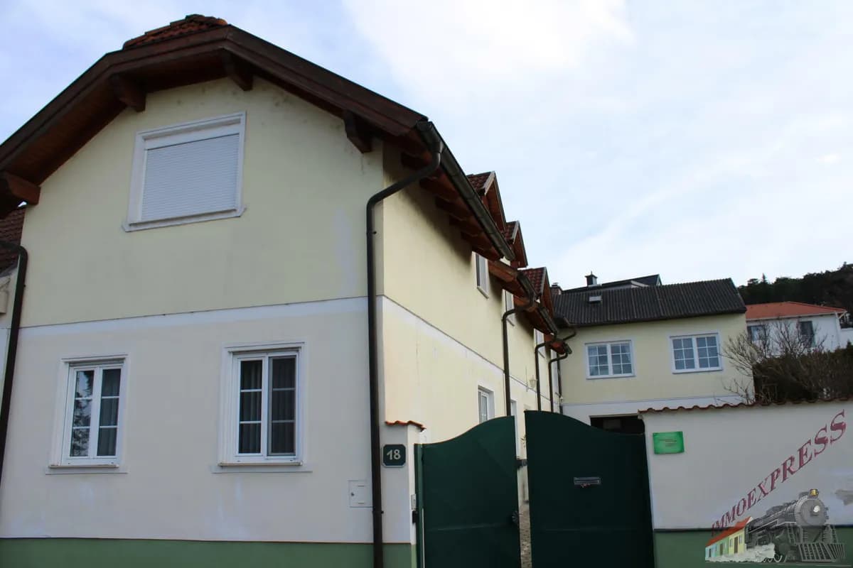 9-Zimmer-Gewerbeimmobilie kaufen in Bruck an der Leitha – 250 m², € 448.000