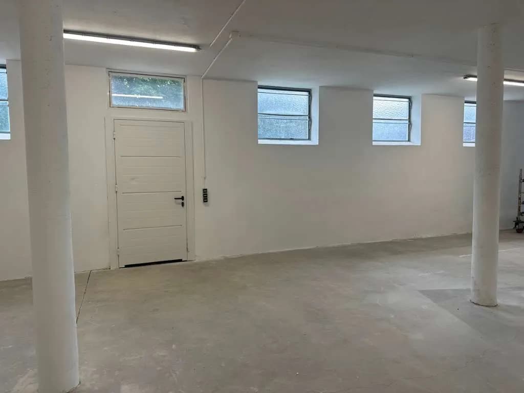 Gewerbeimmobilie mieten in Amstetten – 280 m², € 4
