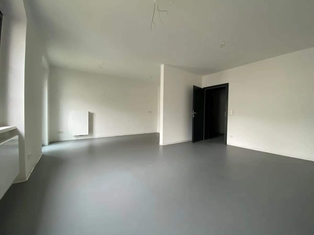 2-Zimmer-Gewerbeimmobilie mieten in Linz – 66 m², € 949 – Bild 4 von 12