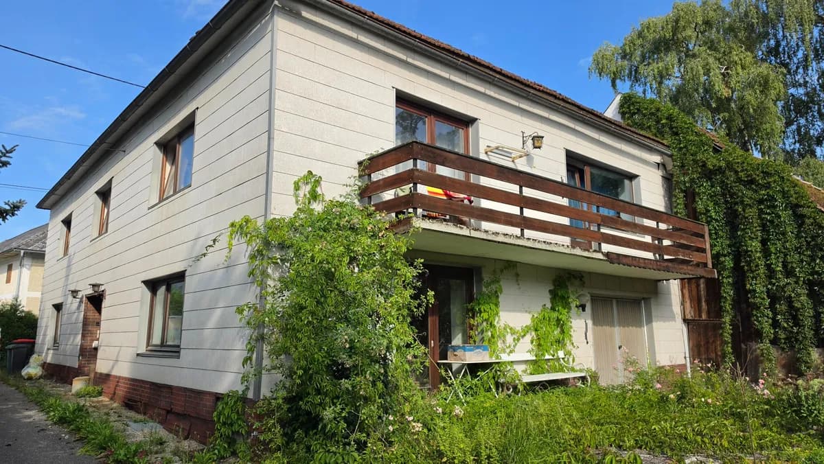 11-Zimmer-Gewerbeimmobilie kaufen in Vöcklabruck – 250 m², € 239.000