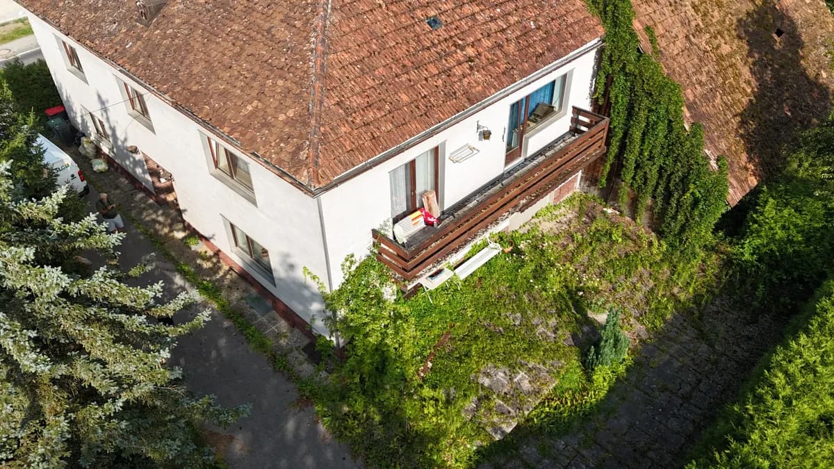 11-Zimmer-Gewerbeimmobilie kaufen in Vöcklabruck – 250 m², € 239.000 – Bild 3 von 34