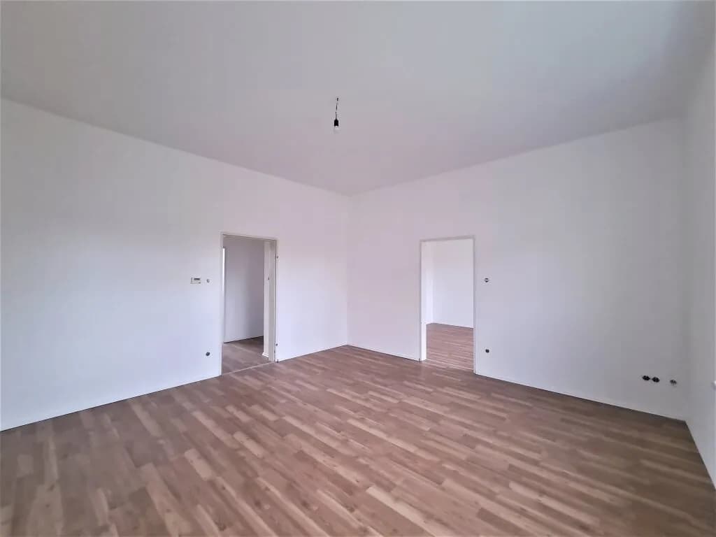 Gewerbeimmobilie kaufen in Baden – 480 m², € 1.200.000 – Bild 21 von 45
