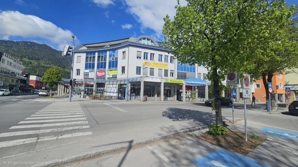 Gewerbeimmobilie mieten in Lienz – 1 468 m² – Bild 2 von 4