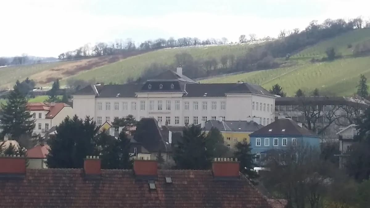4-Zimmer-Wohnung mieten in Tulln – 73 m², € 950 – Bild 11 von 13