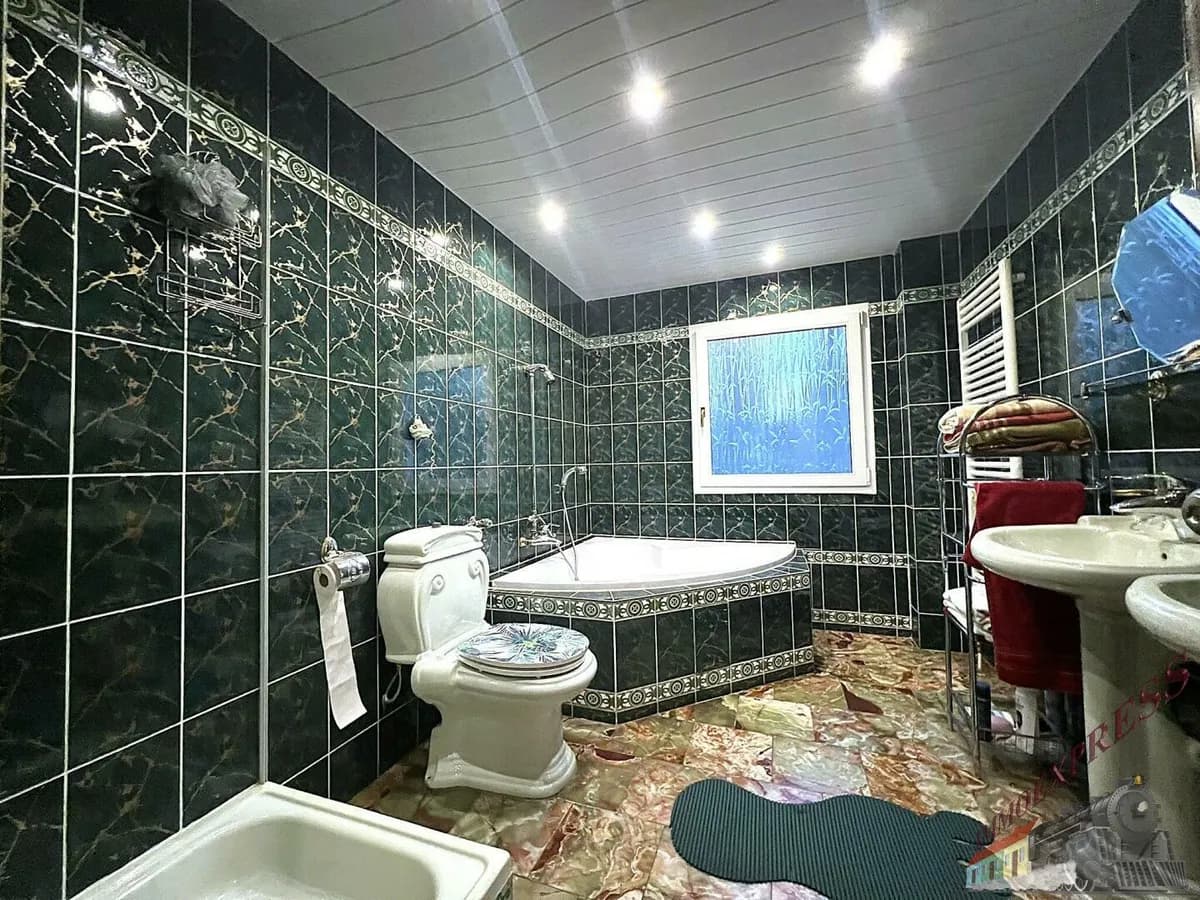 9-Zimmer-Haus kaufen in Gänserndorf – 275 m², € 849.900 – Bild 5 von 14