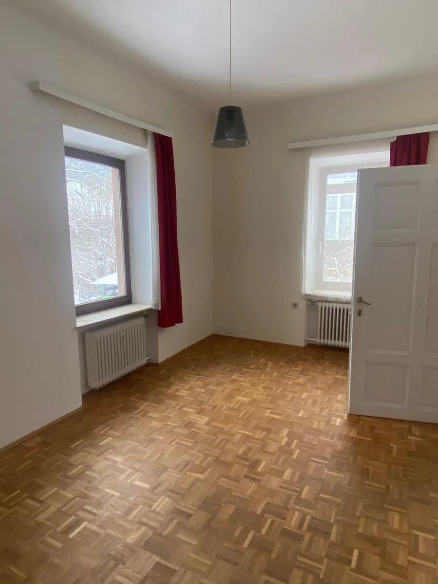 5-Zimmer-Wohnung mieten in Gmunden – 113 m², € 1.140 – Bild 8 von 16