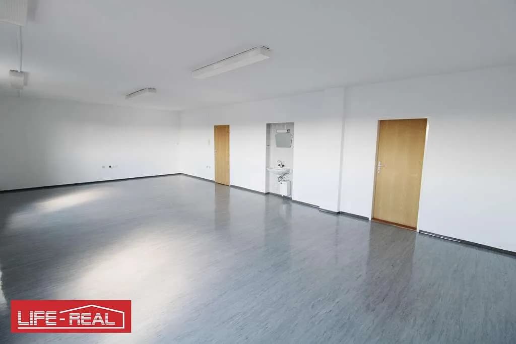 2-Zimmer-Gewerbeimmobilie mieten in Linz Land – 87 m², € 730 – Bild 3 von 5