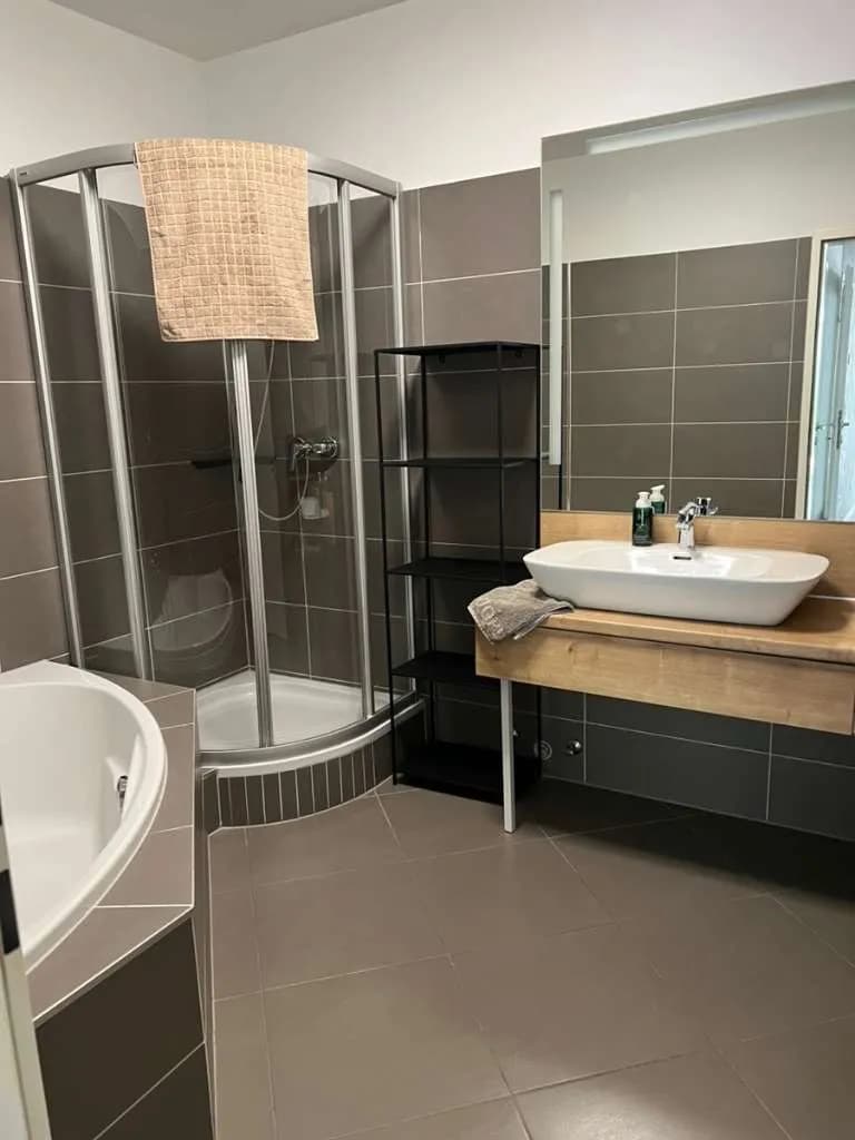 2-Zimmer-Wohnung mieten in Mödling – 53 m², € 1.080 – Bild 21 von 25