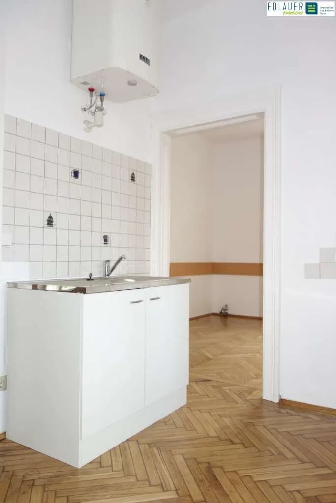 6-Zimmer-Gewerbeimmobilie mieten in Sankt Pölten – 170 m², € 2.350 – Bild 7 von 26
