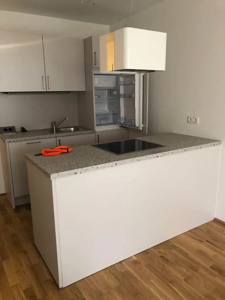 2-Zimmer-Wohnung mieten in Baden – 44 m², € 715