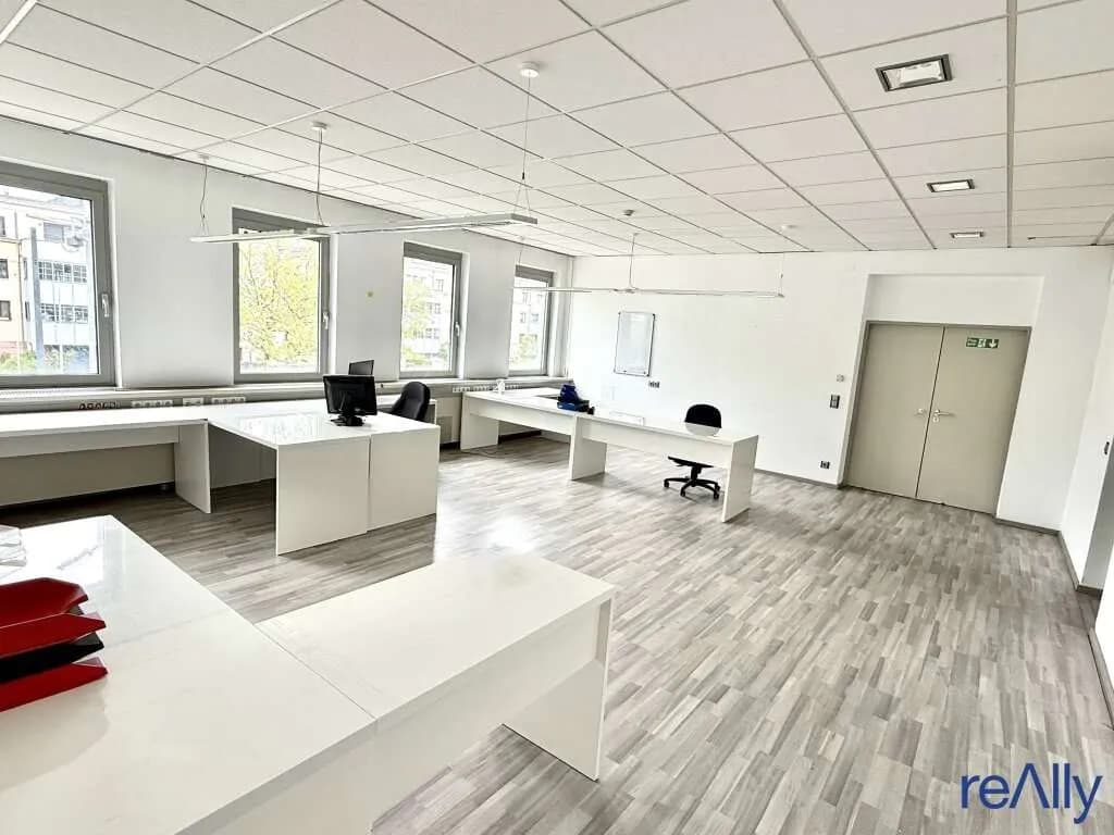 Gewerbeimmobilie mieten in Wien – 307 m², € 2.916 – Bild 2 von 12