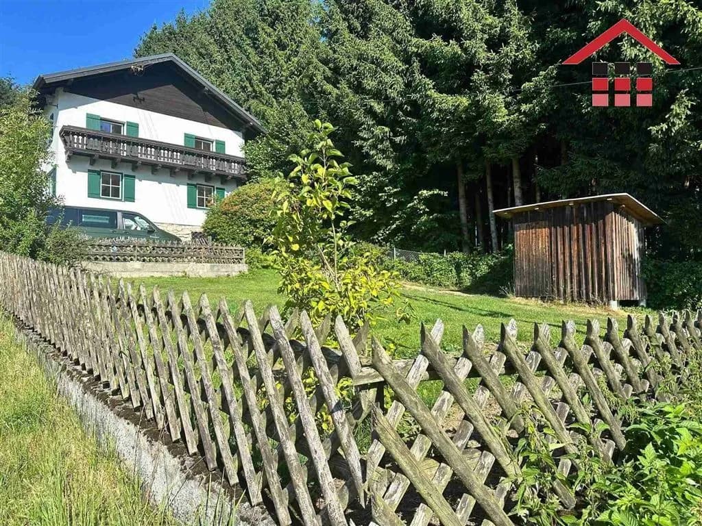 4-Zimmer-Haus mieten in Vöcklabruck – 130 m², € 1.500