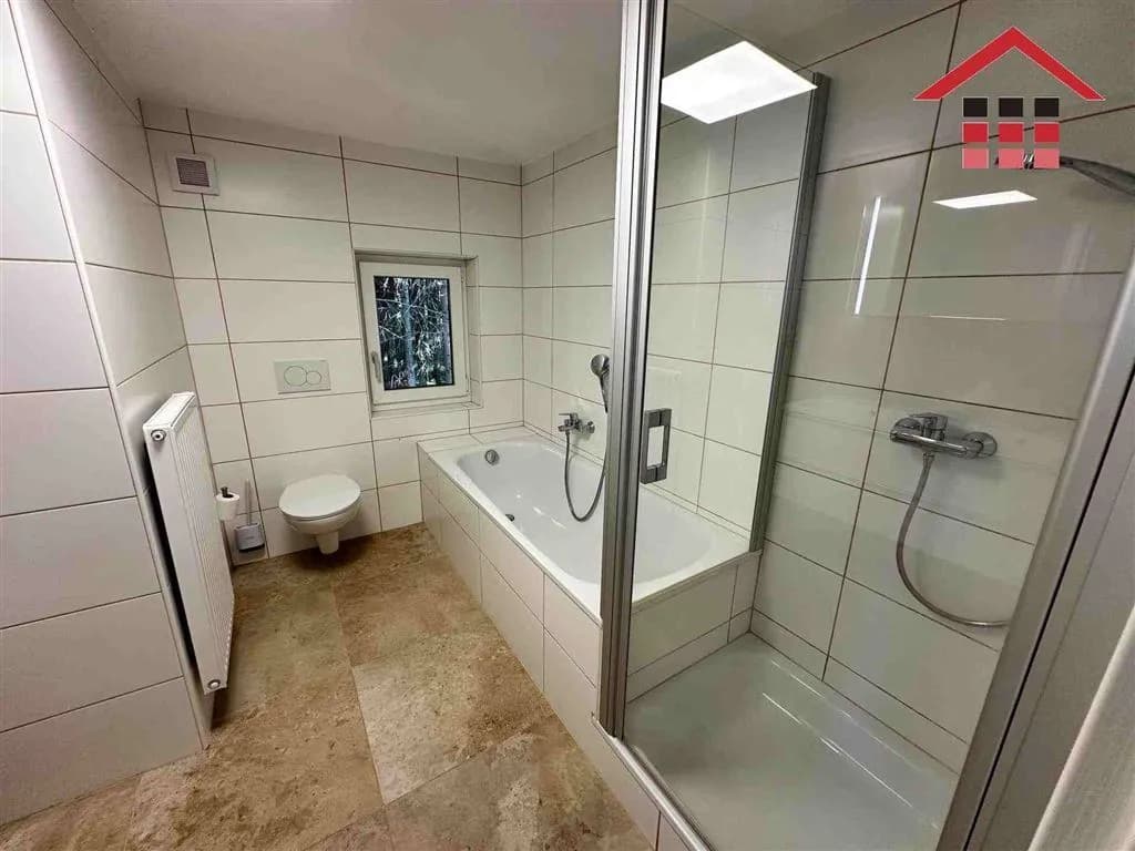 4-Zimmer-Haus mieten in Vöcklabruck – 130 m², € 1.500 – Bild 6 von 8