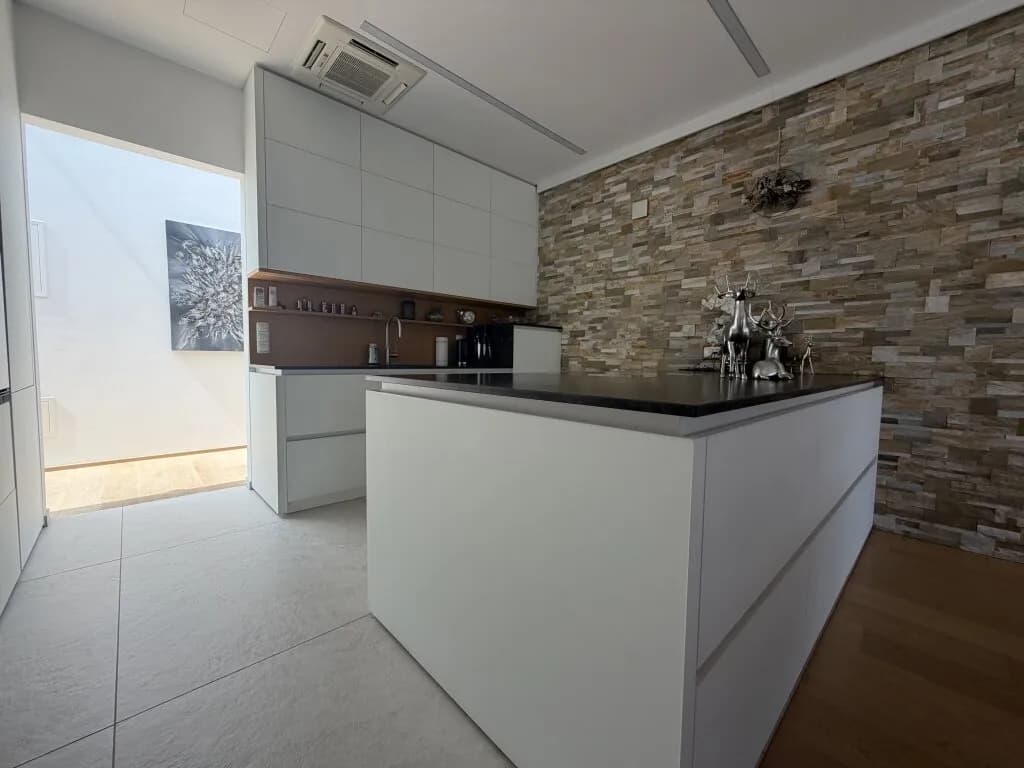 7-Zimmer-Wohnung kaufen in Gmunden – 175,4 m², € 1.980.000 – Bild 24 von 39
