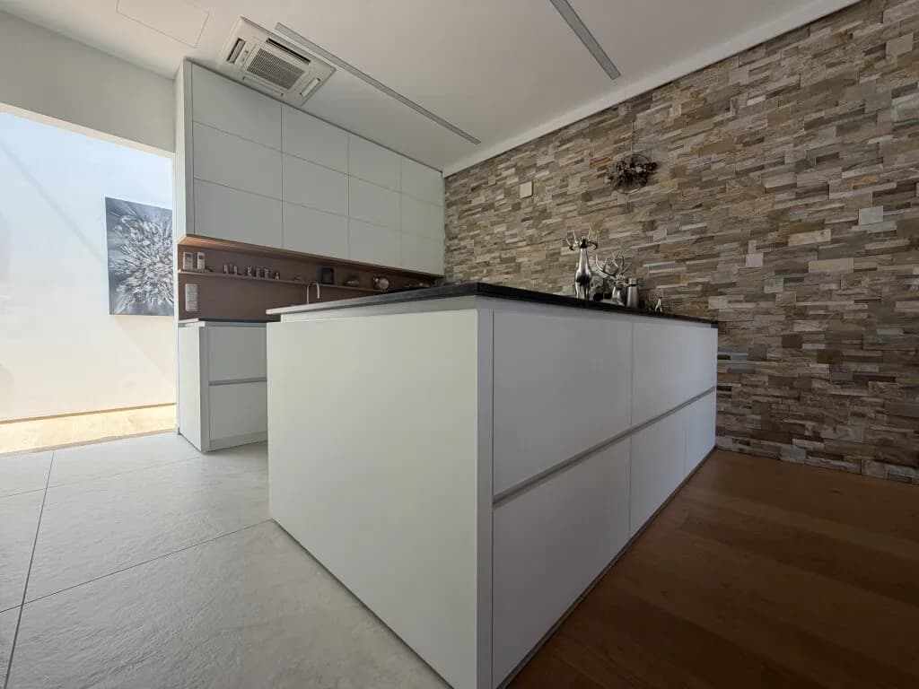 7-Zimmer-Wohnung kaufen in Gmunden – 175,4 m², € 1.980.000 – Bild 25 von 39