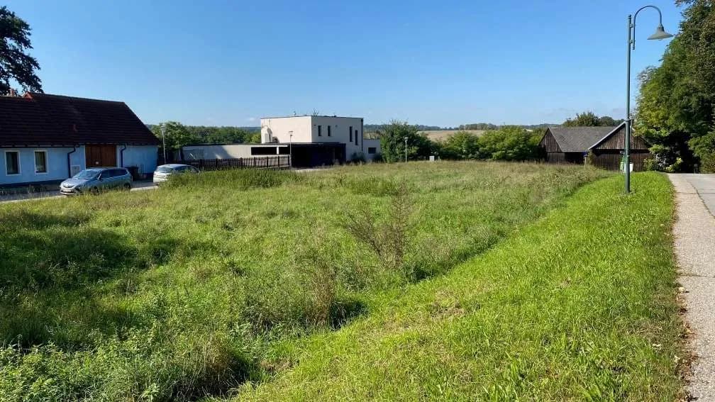 Grundstück kaufen in Mistelbach – 1 926 m², € 150