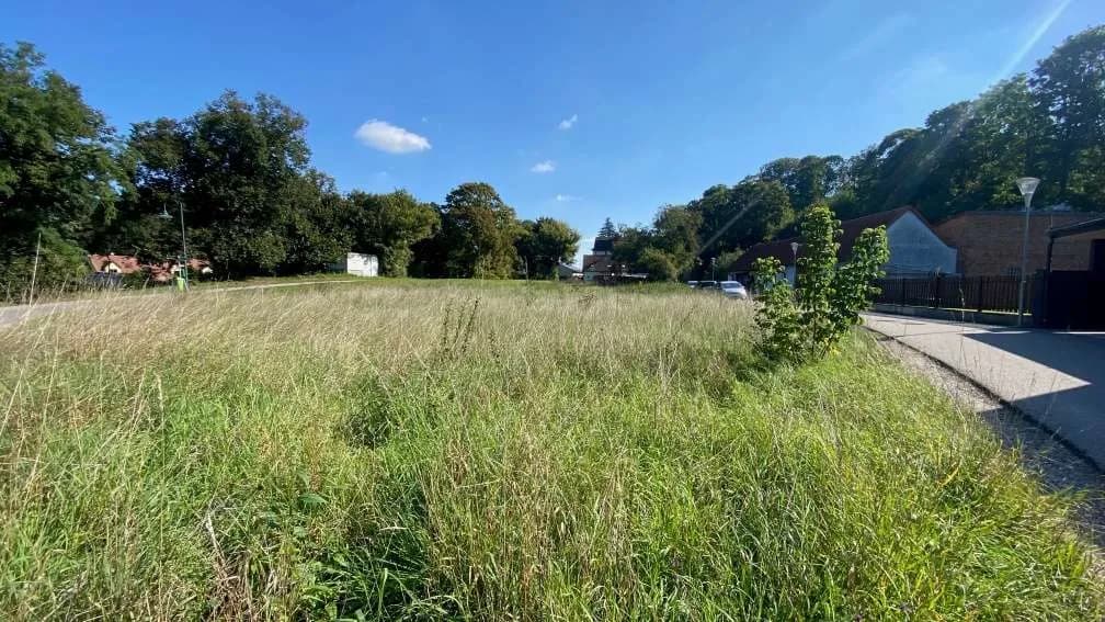 Grundstück kaufen in Mistelbach – 1 926 m², € 150 – Bild 2 von 3