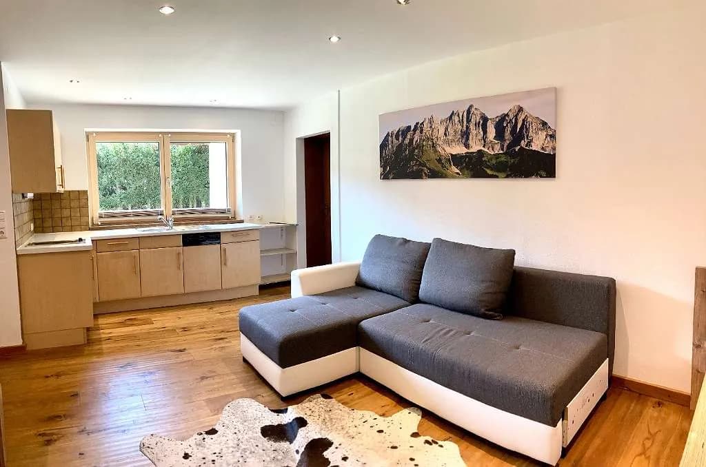 Wohnung mieten in Kitzbühel – 57 m², € 1.140