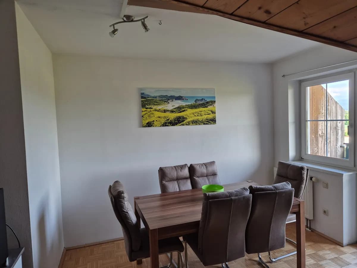 2-Zimmer-Wohnung mieten in Vöcklabruck – 70 m², € 770 – Bild 2 von 10