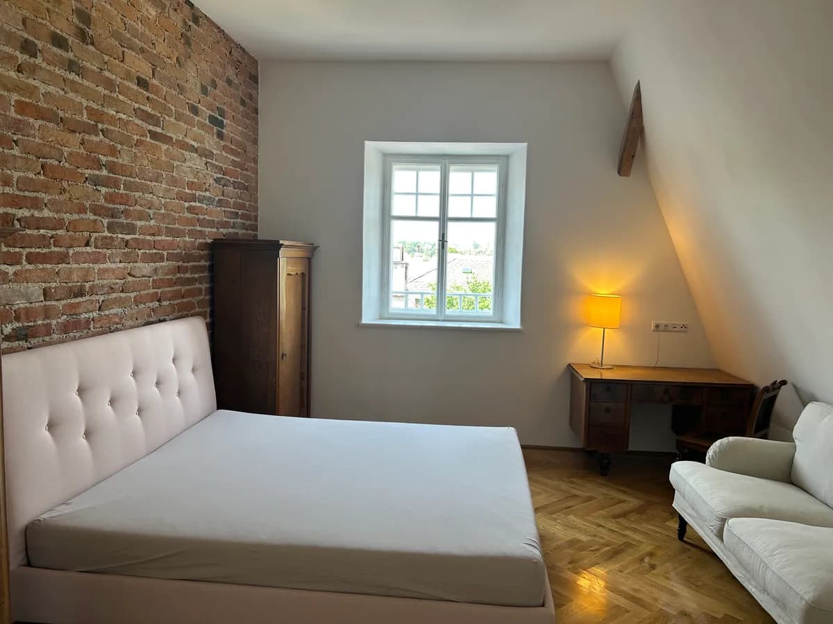 3-Zimmer-Wohnung mieten in Horn – 120 m², € 1.490 – Bild 2 von 7
