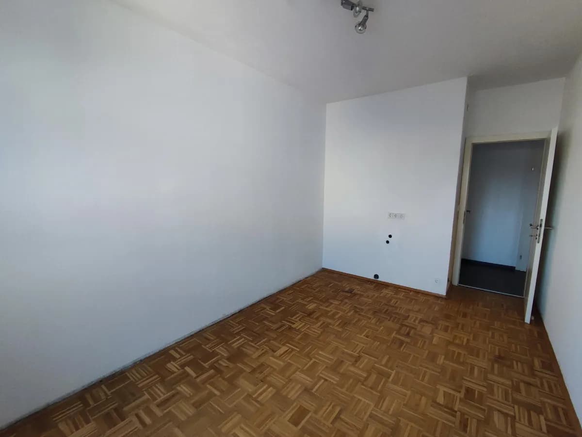 4-Zimmer-Wohnung mieten in Vöcklabruck – 84,34 m², € 1.200 – Bild 7 von 10