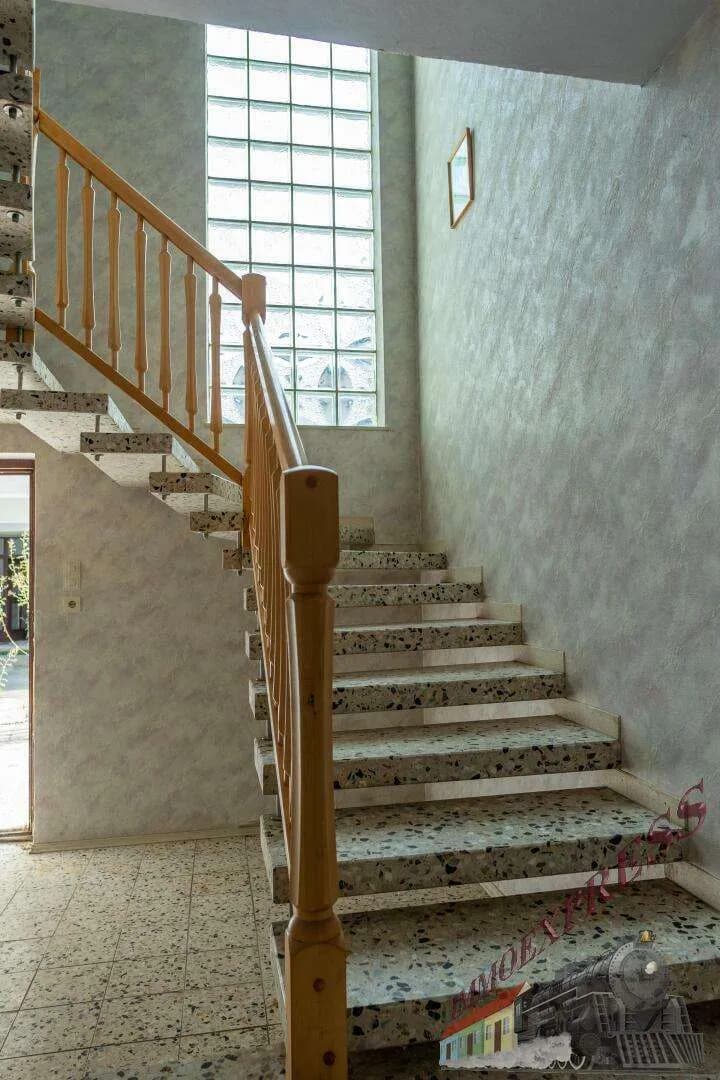 Haus kaufen in Hollabrunn – 1 672 m² – Bild 4 von 8